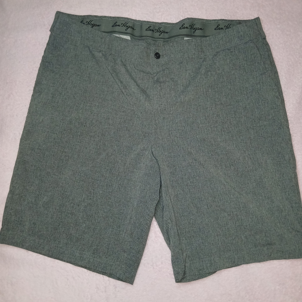 Ben Hogan Men's Golf Performance Shorts.Size 42